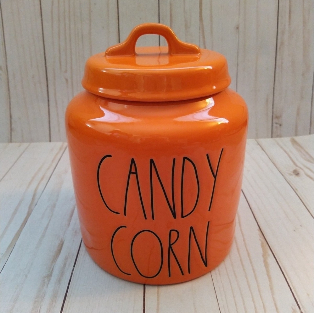 Rae Dunn canister